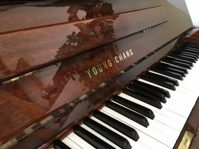 خرید پیانو آکوستیک یانگ چانگ